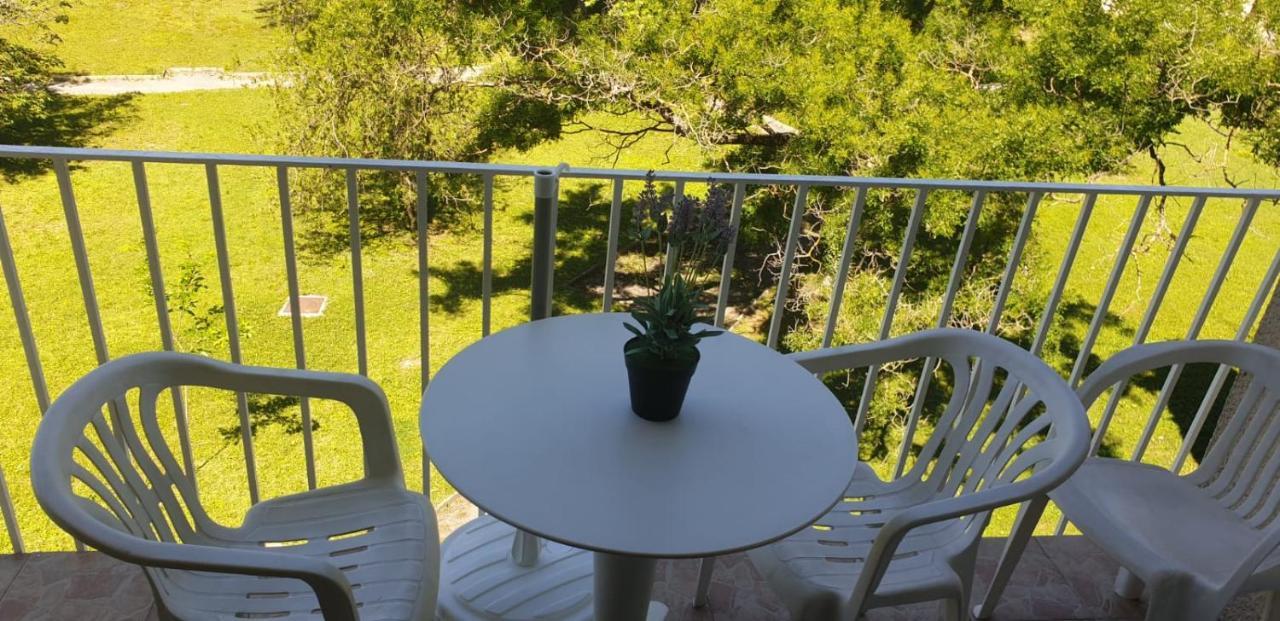 Studio Lou Paradou Residence Le Provence Gréoux-les-Bains Екстериор снимка